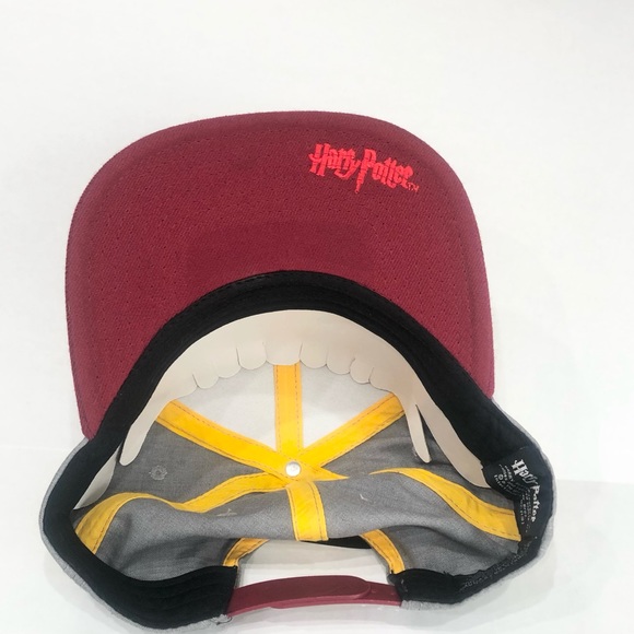 Harry Potter Gryffindor Hat - NWT, Adjustable hat - Picture 6 of 11